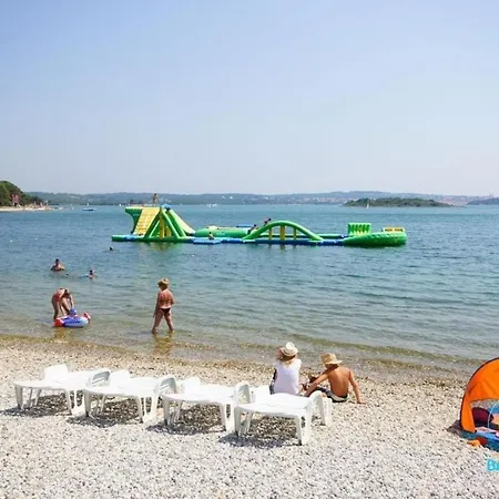 Villa Gracia - Big House, Pool, Bbq, Playground & Table Tennis, Game Room With Billiards & Table Football, Pula, Istria Villa Pula