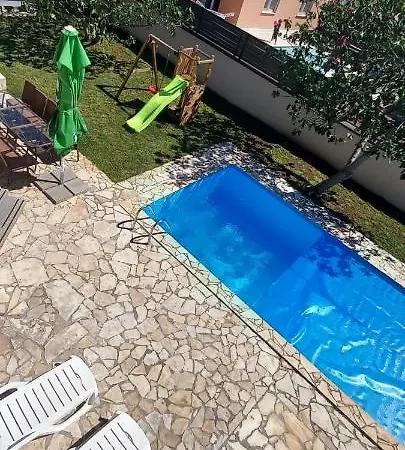 Villa Gracia - Big House, Pool, Bbq, Playground & Table Tennis, Game Room With Billiards & Table Football, Pula, Istria Villa